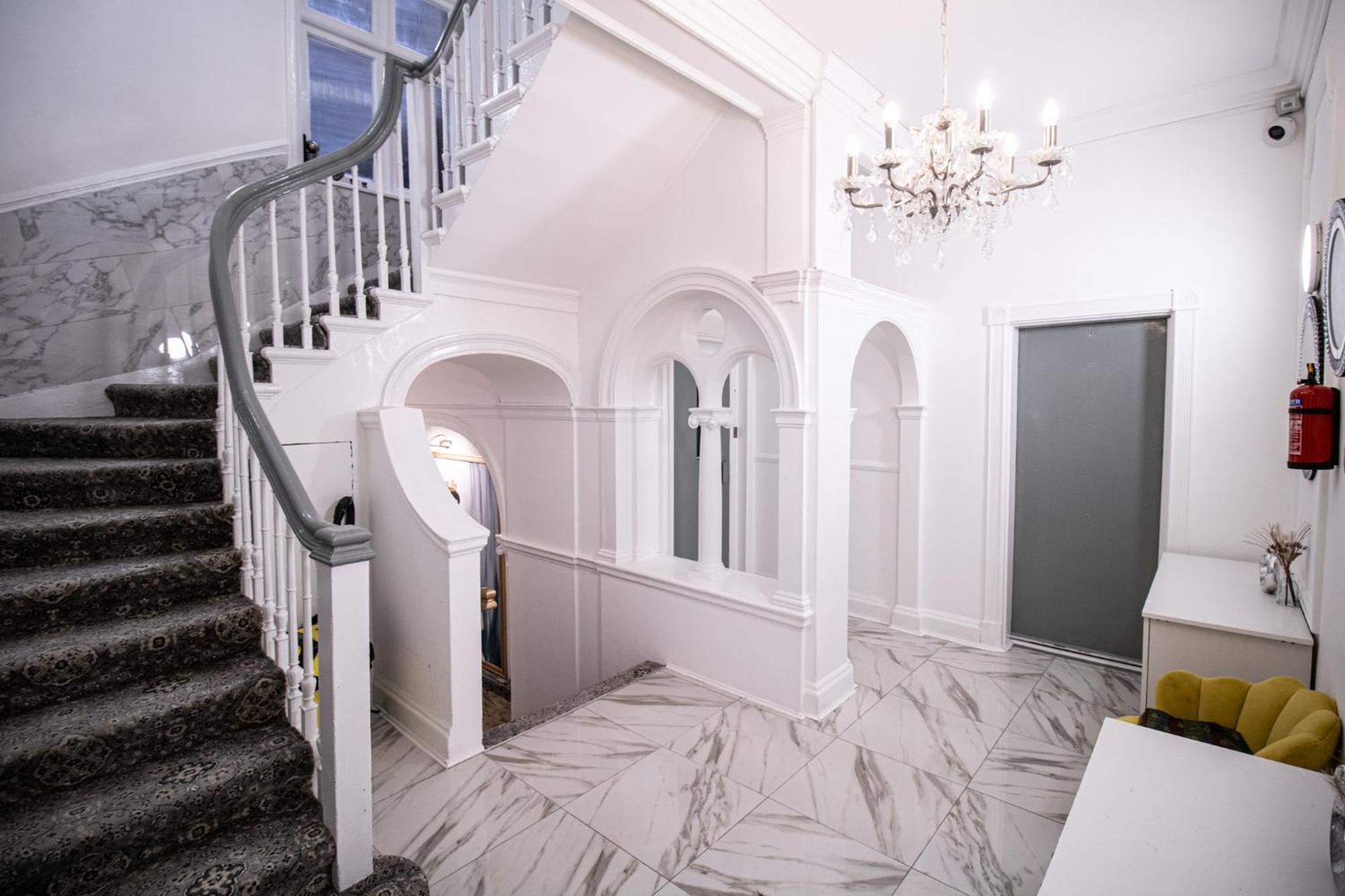 Luxurious 1-bedroom Penthouse On Oxford Street 11g Londra